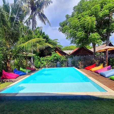 Hotel United Colors Of Gili Gili Meno Exterior foto